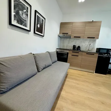 公寓 Scala 37 Interno 1, Trastevere, *